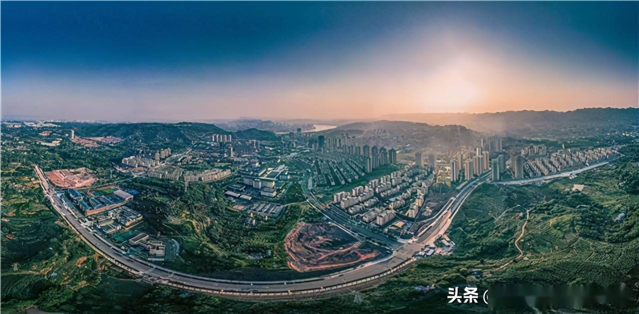 重庆每年投资一万亿__重庆上亿资产的人有多少